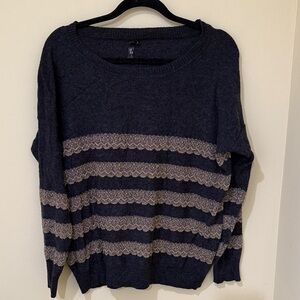 VIP dark Gray and Beige women’s Sweater Top size large